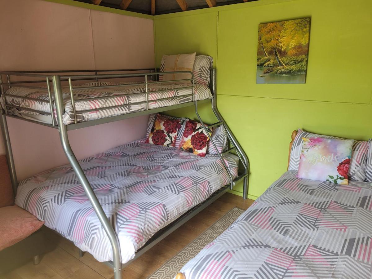 Shannon Estuary Glamping Effernan Экстерьер фото